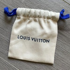 louis vuitton bracelet pouch